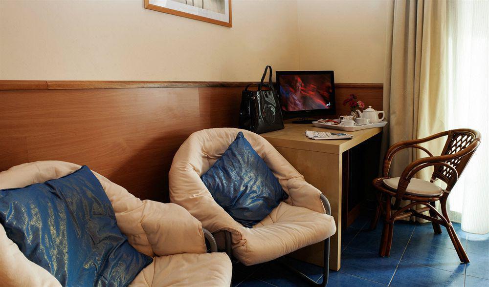 Ostia Antica Park Hotel & Spa Экстерьер фото